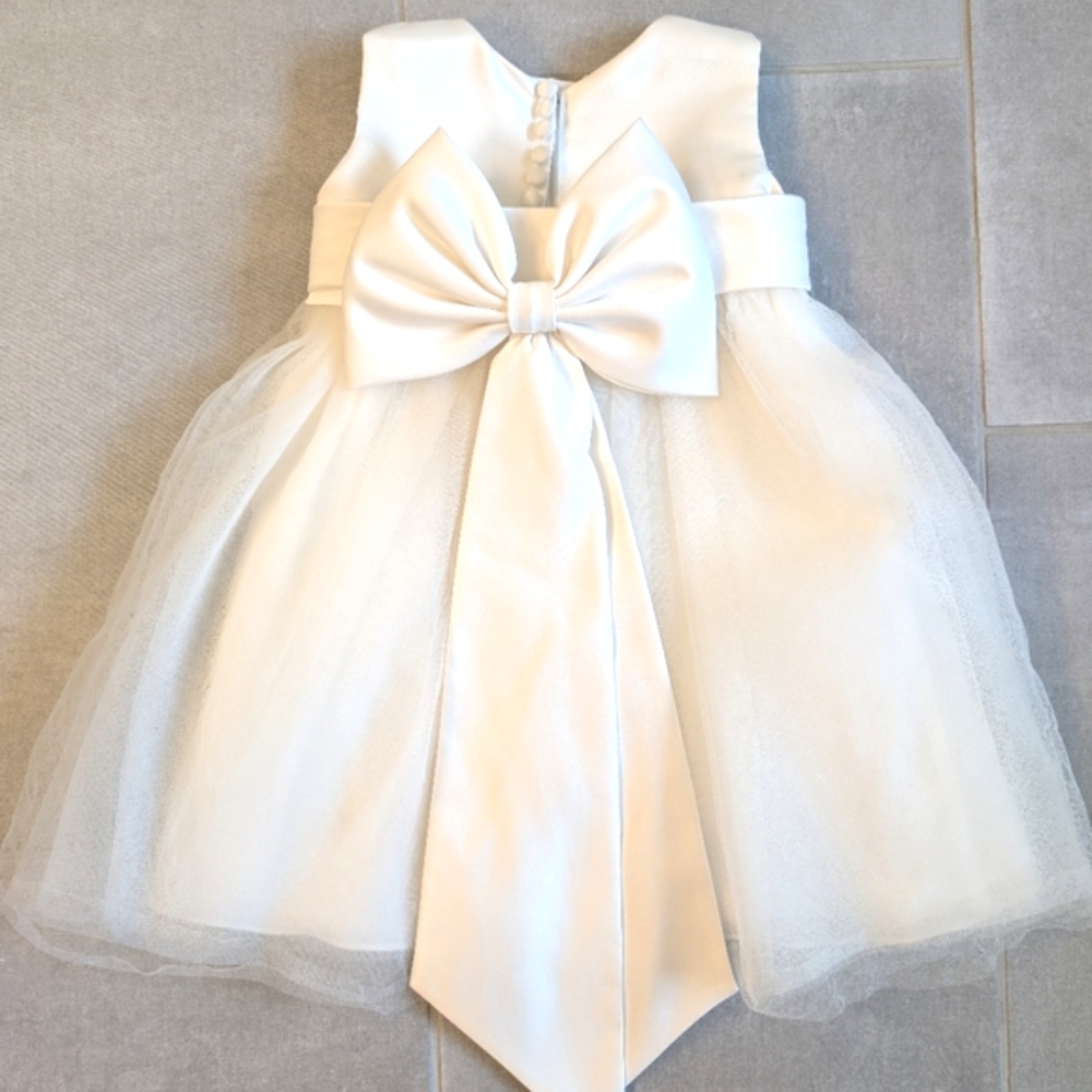David's Bridal Ivory Kids Dress with Elegant Bow